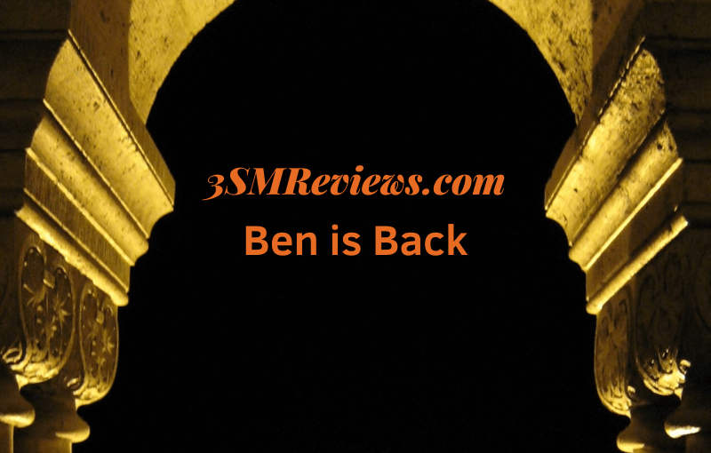 An arch with text that reads: 3SMReviews.com: Ben Is Back